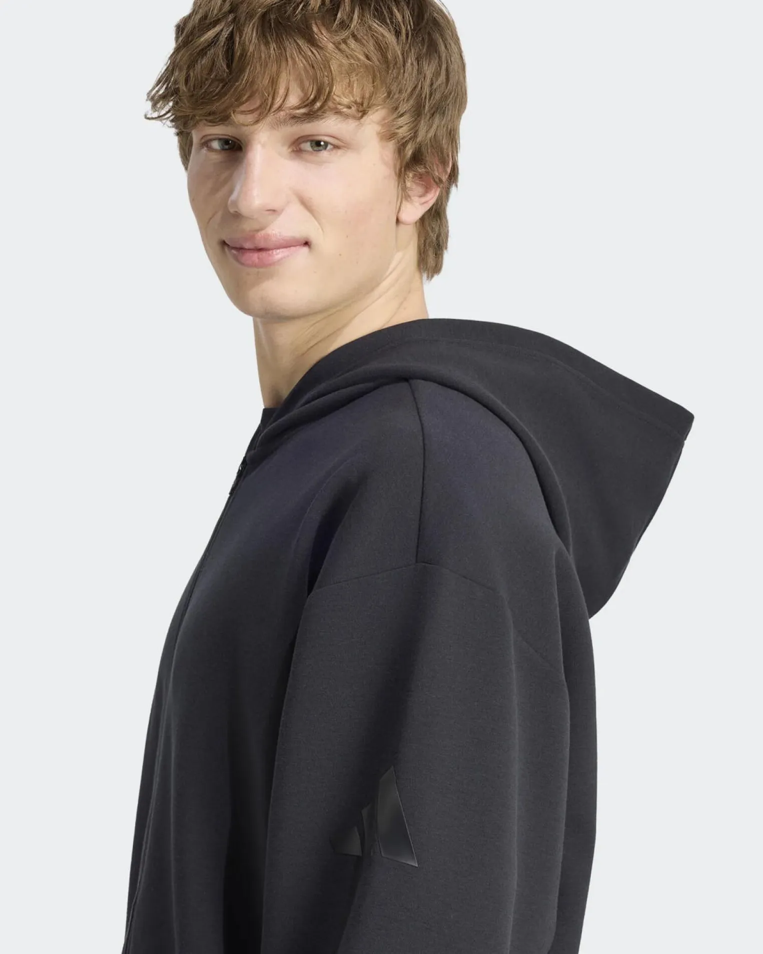 ADIDAS -FELPA CON CAPPUCCIO FULL ZIP SOFT LUX NERA DA UOMO, KU8006