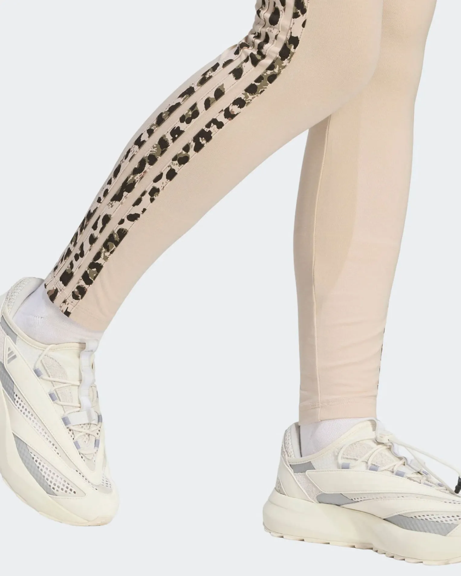 ADIDAS - LEGGINGS AOP 3S LEG BEIGE CON DETTAGLI LEOPARDATI, KR7619