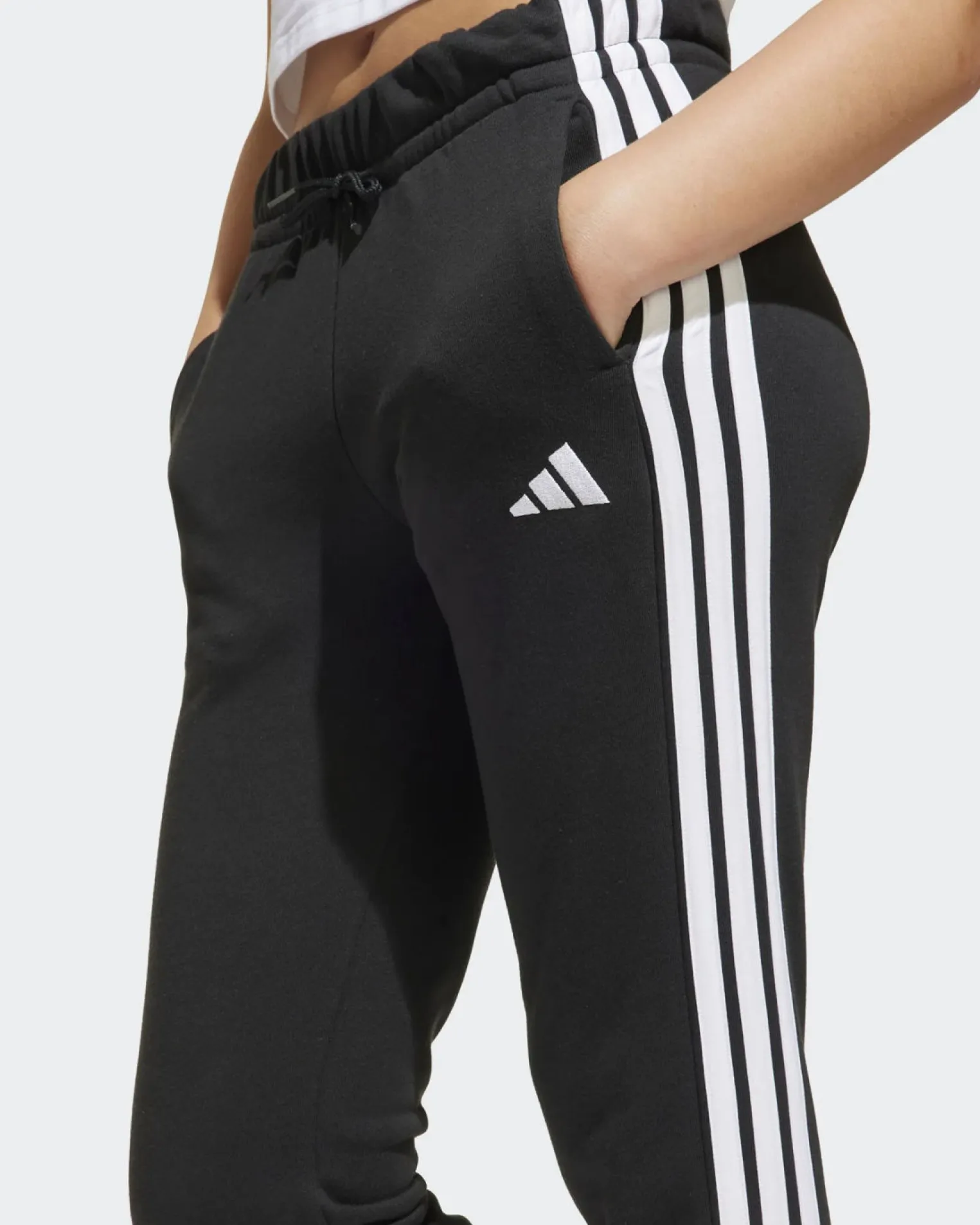 ADIDAS - PANTALONE NERO 3 STRISCE ESSENTIALS JUNIOR PER ALLENAMENTO - JY5003