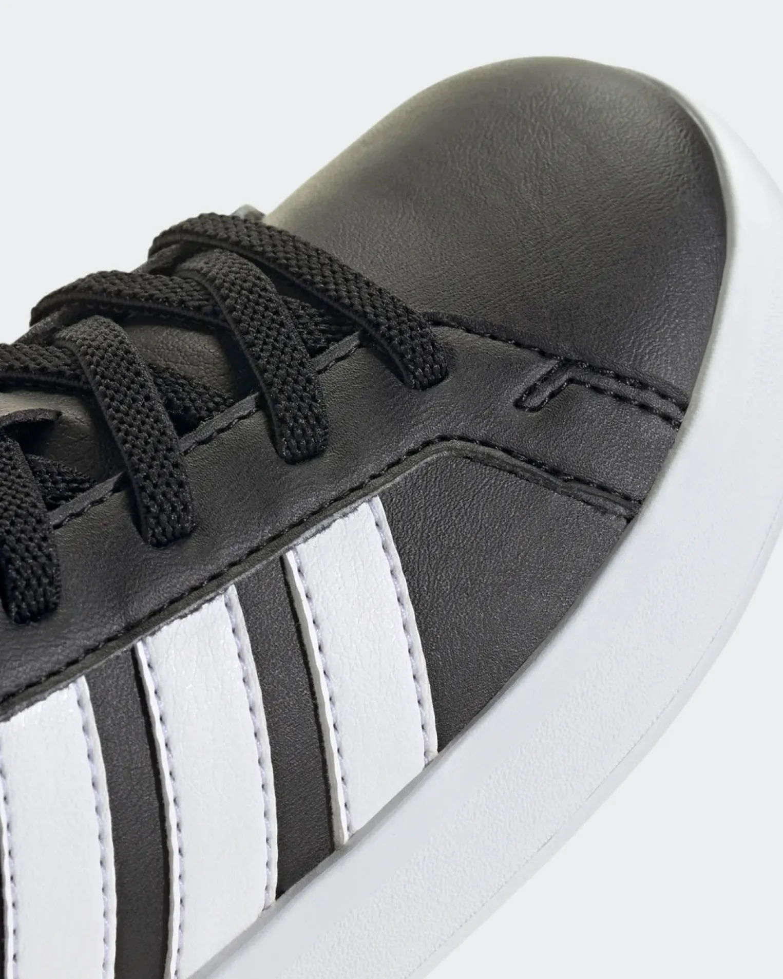 ADIDAS - SCARPA NERA GRAND COURT 3.0 DA BAMBINI 28-35 - HP3533