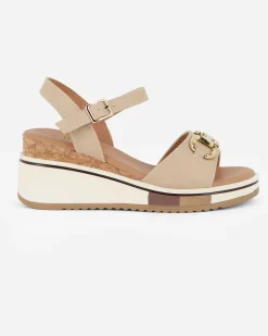 DIVAS - Sandalo beige con morsetto, zeppa 6CM