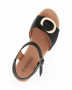 DIVAS - Sandalo nero con dettaglio metallico a cerchio sulla fascia frontale, zeppa 6CM