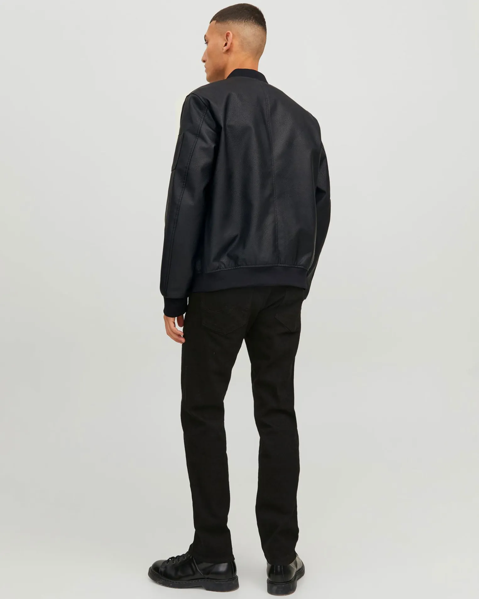 JACK&JONES - GIUBBINO BOMBER IN SIMILPELLE DA UOMO CON VITA ELASTICIZZATA