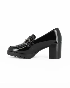 MISS GLOBO - Mocassino nero effetto vernice con morsetto e frange, sottopiede in memory soft