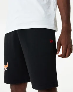 NEW ERA - Pantaloni corti neri con logo Chicago Bulls
