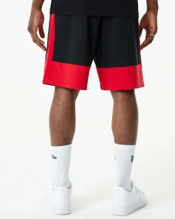 NEW ERA - Pantaloni corti neri e rossi con logo Chicago Bulls