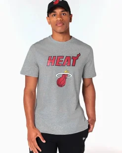 NEW ERA - T-SHIRT MEZZE MANICHE LOGO MIAMI HEAT GRIGIA CON DETTAGLI ROSSI E  BIANCHI, 11204000