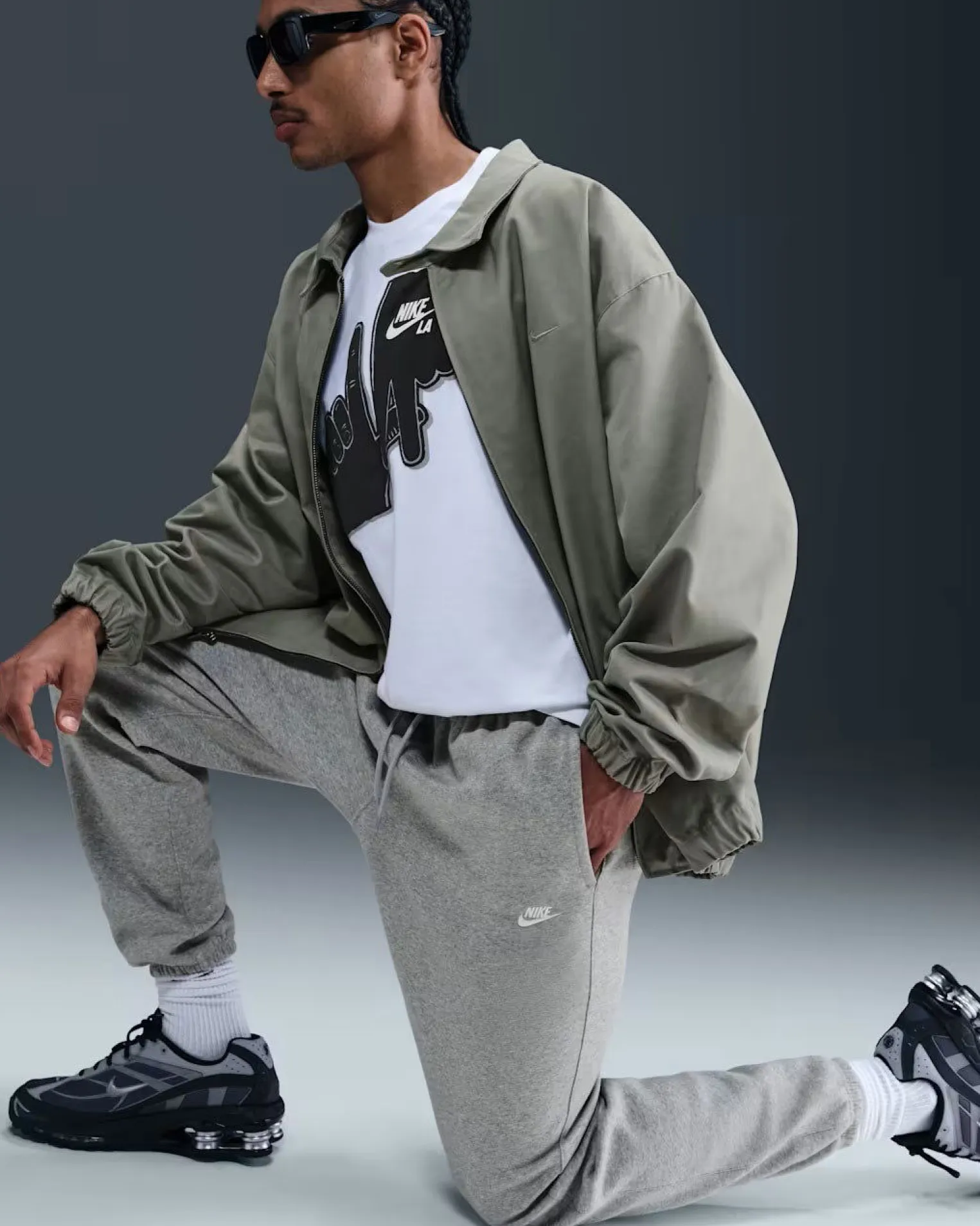 NIKE – PANTALONE UOMO CLUB GRIGIO – FN3808/063