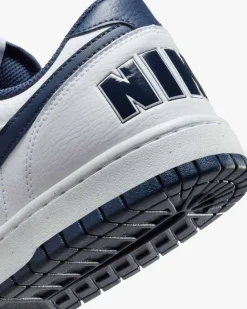 NIKE - Sneakers uomo BIG NIKE LOW bianca con logo blu - 355152/140