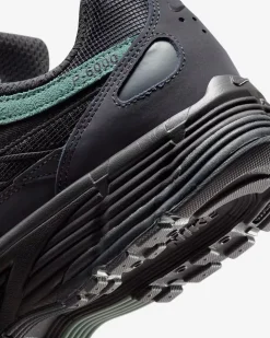 NIKE - SNEAKERS UOMO GRIGIA ANTRACITE E VERDE P-6000, IM5997-060