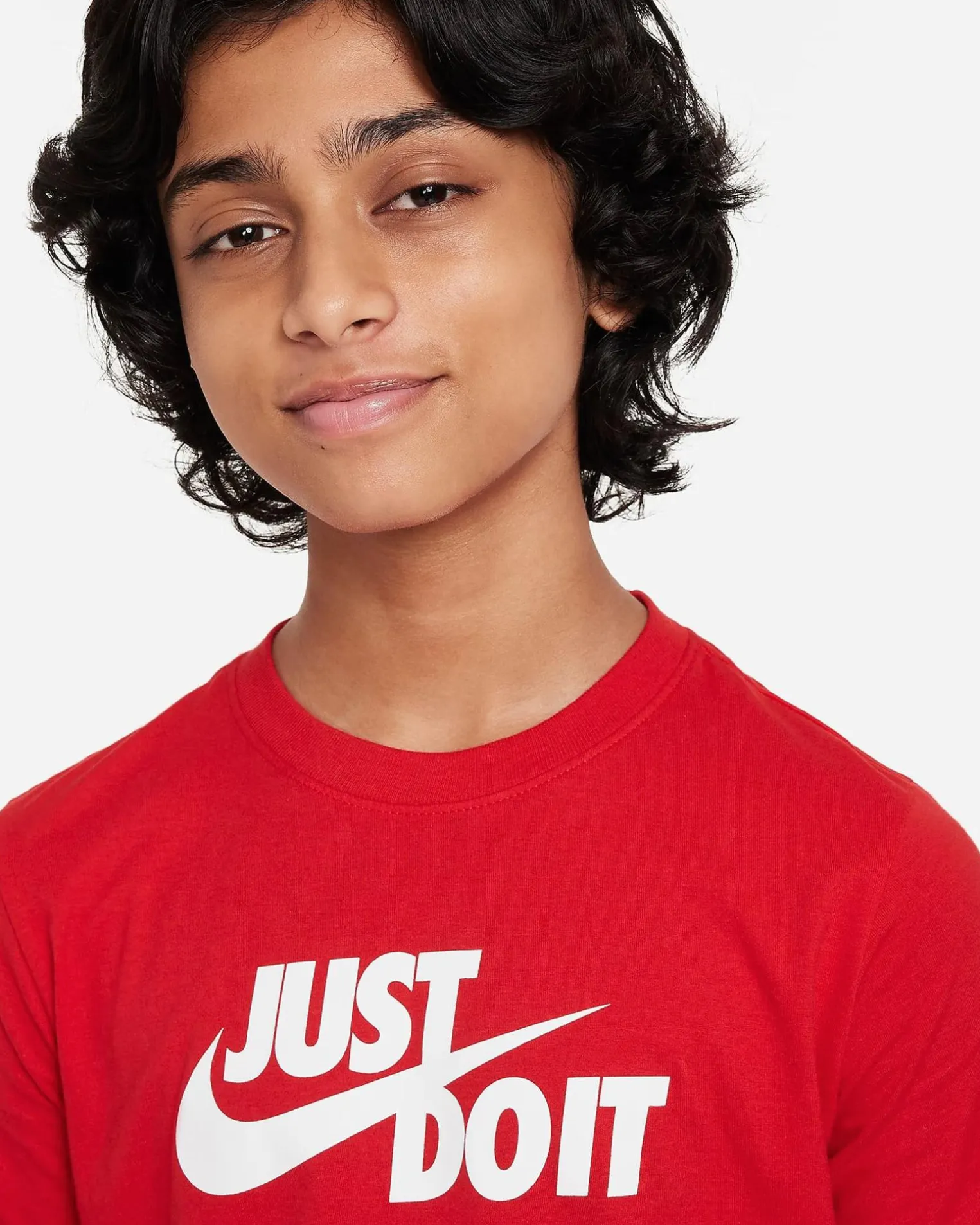 NIKE - T shirt da bambino rossa con logo bianco