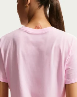 NIKE - T- SHIRT SPORTSWEAR CLUB ESSENTIALS  ROSA DA DONNA , DX7902/663