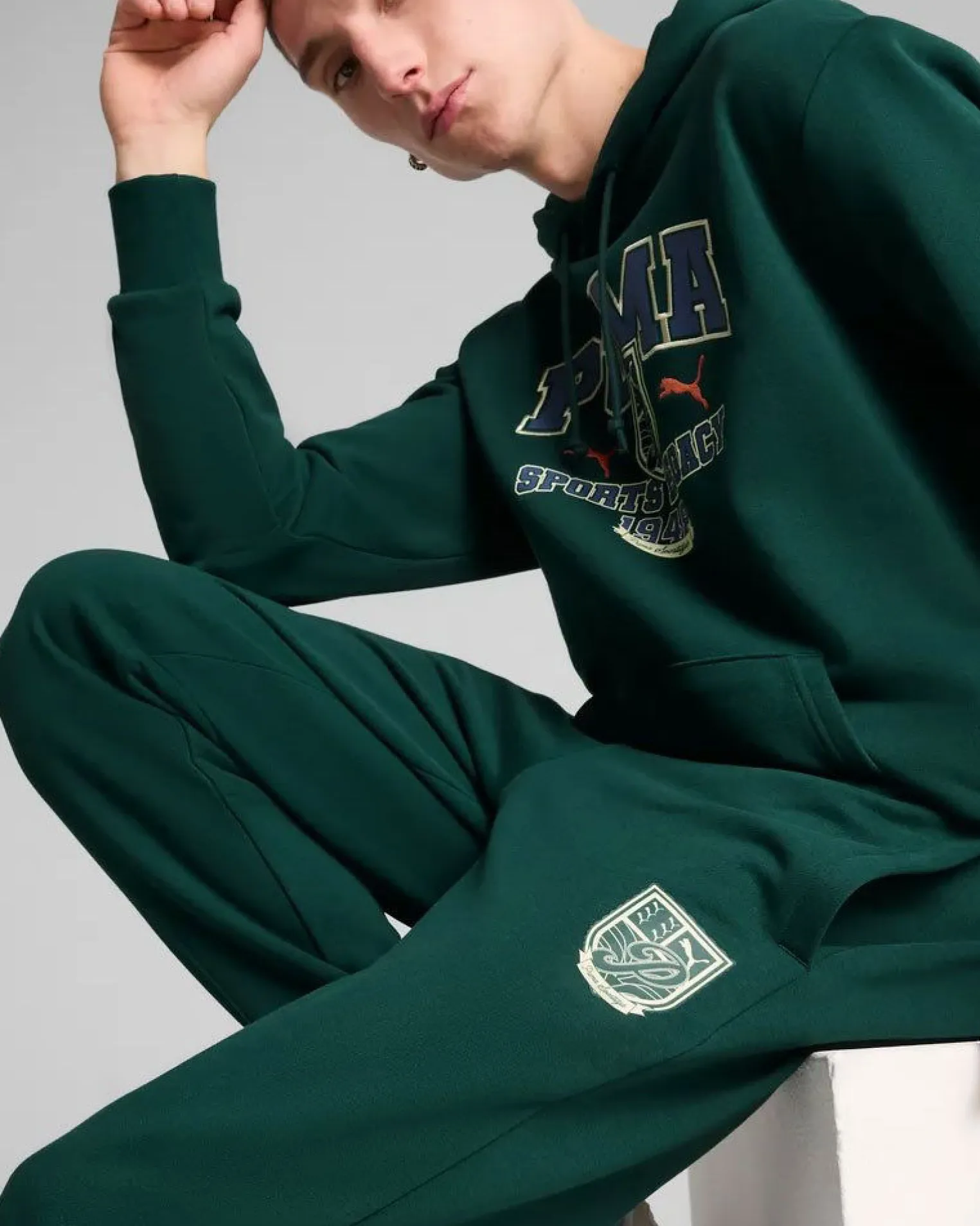 PUMA - PANTALONE TUTA VERDE SPORTS LEGACY GRAPHIC DA UOMO, 629631-60