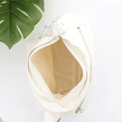 SOLO SOPRANI - Borsa bianca con tracolla regolabile e zip frontale orizzontale