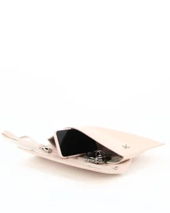 TATOO - Pochette cipria in vernice con patta, laccetto e tracolla removibile, MADE IN ITALY