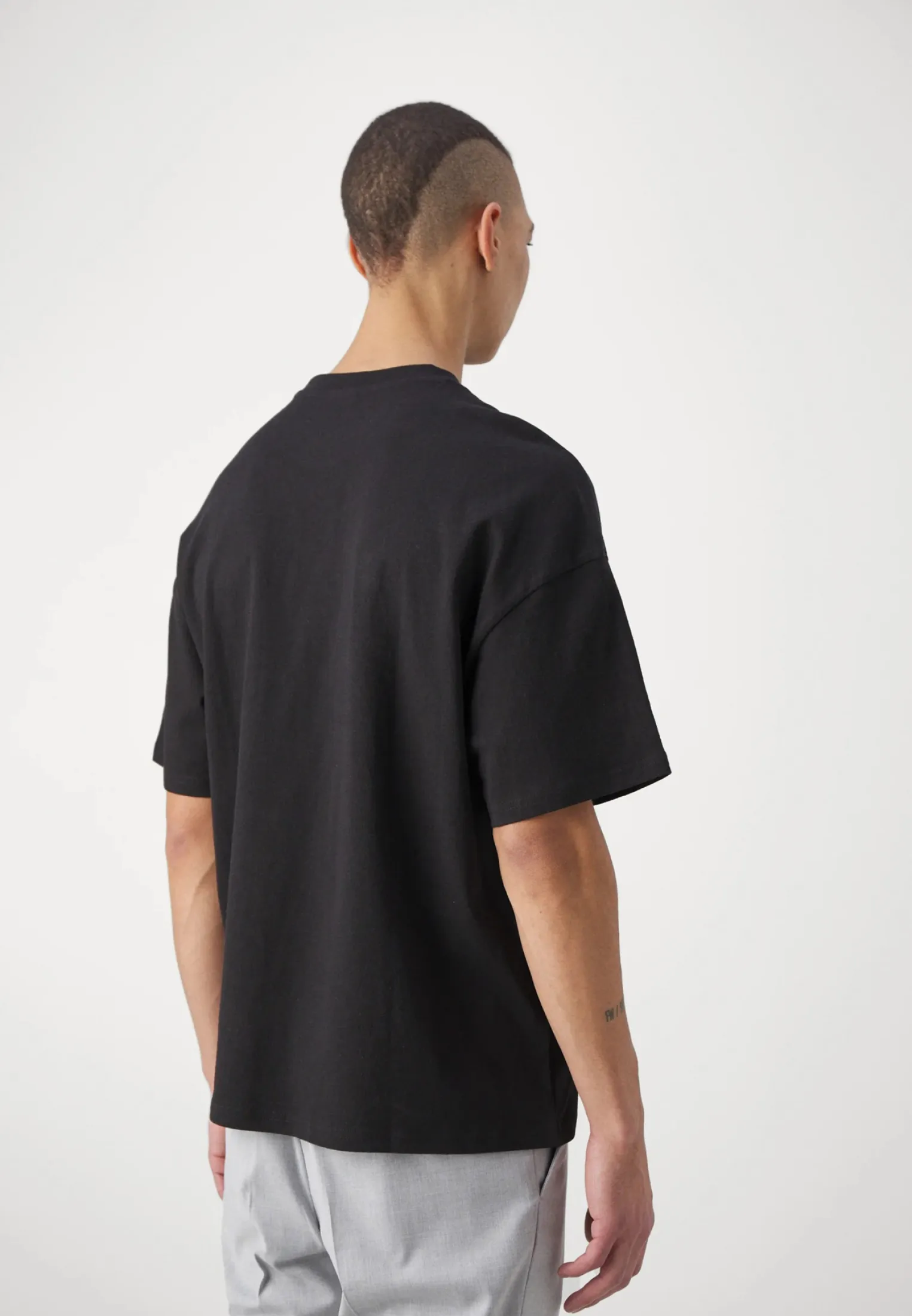 TSHIRT MANICA CORTA FORM