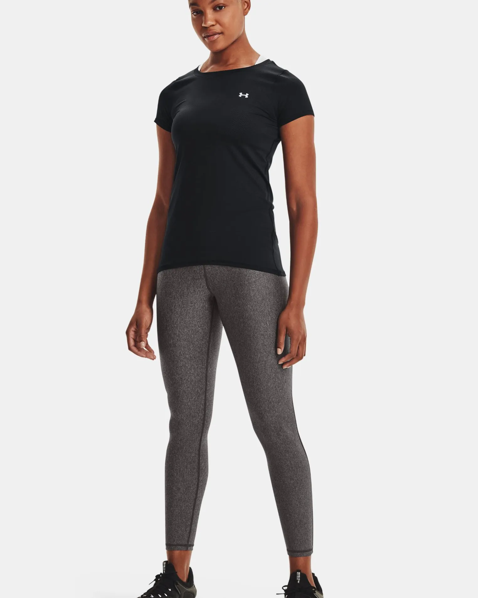 UNDER ARMOUR - T shirt da donna nera in tessuto traspirante con logo bianco