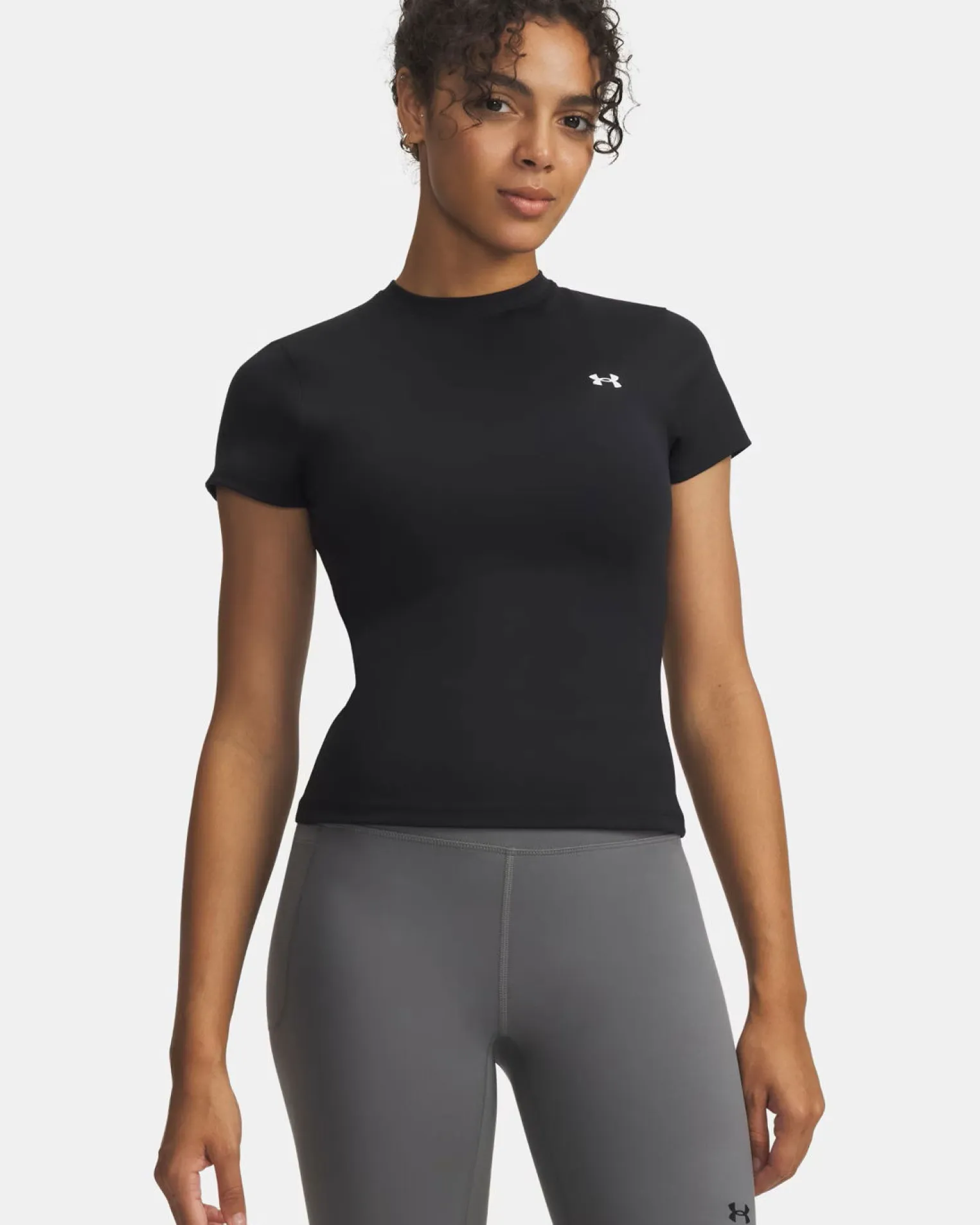 UNDER ARMOUR -T-SHIRT MEZZA MANICA UMOTION FITTED SS EMEA NERA DA DONNA, 6012291_0001