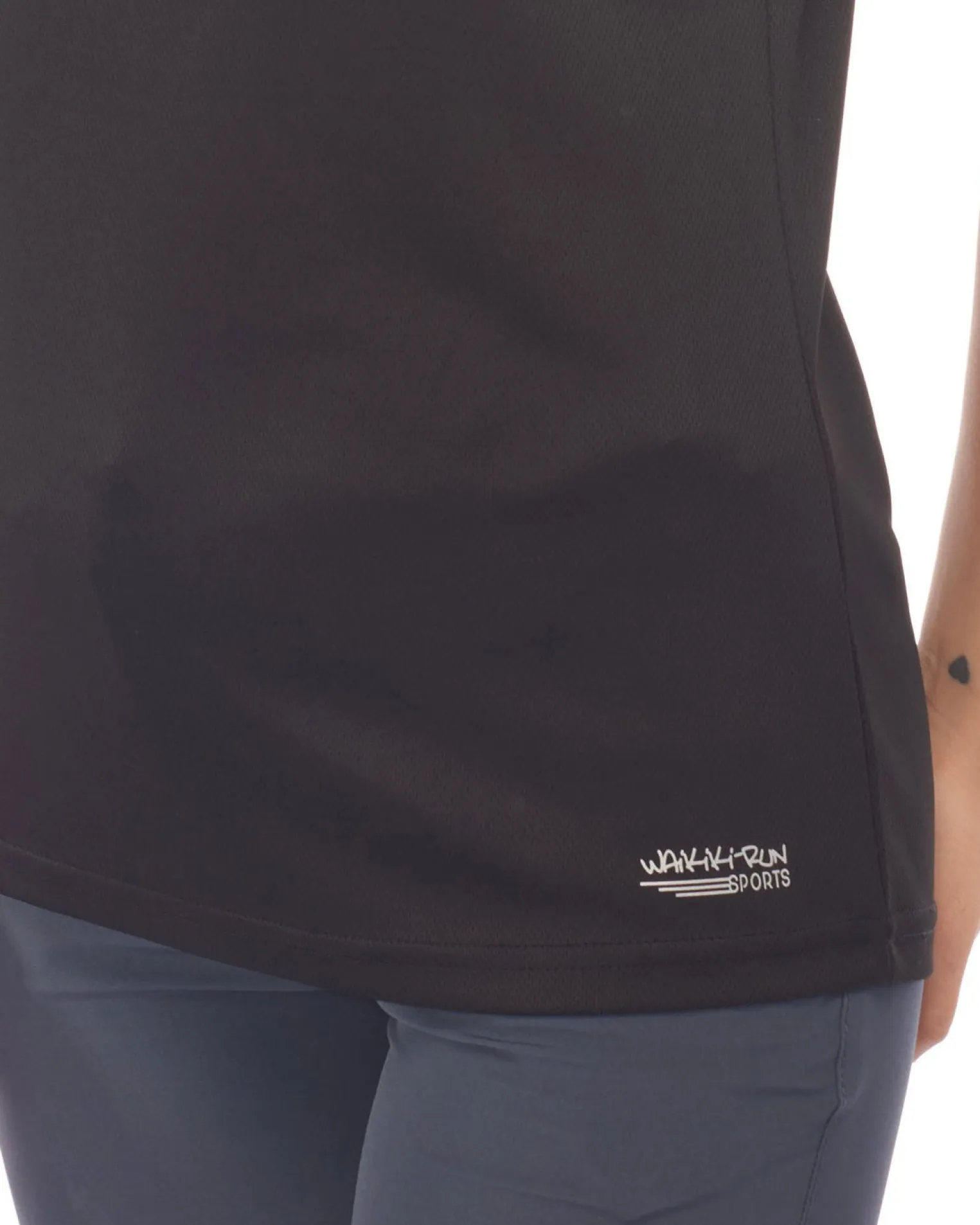 WAIKIKI RUN - T-SHIRT MEZZA MANICA NERA DA DONNA - ISIDE